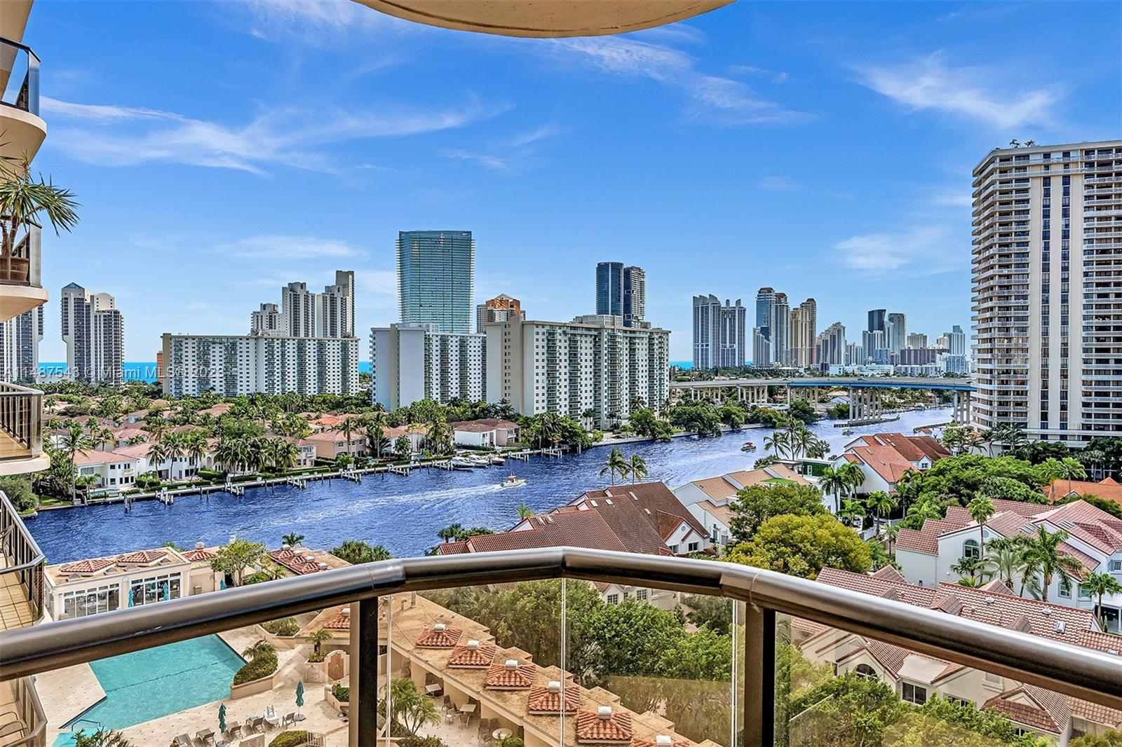 19667 Turnberry Way, Aventura, FL, 33180 United States, 2 Bedrooms Bedrooms, ,2 BathroomsBathrooms,Residential,For Sale,Turnberry Way,A11487543