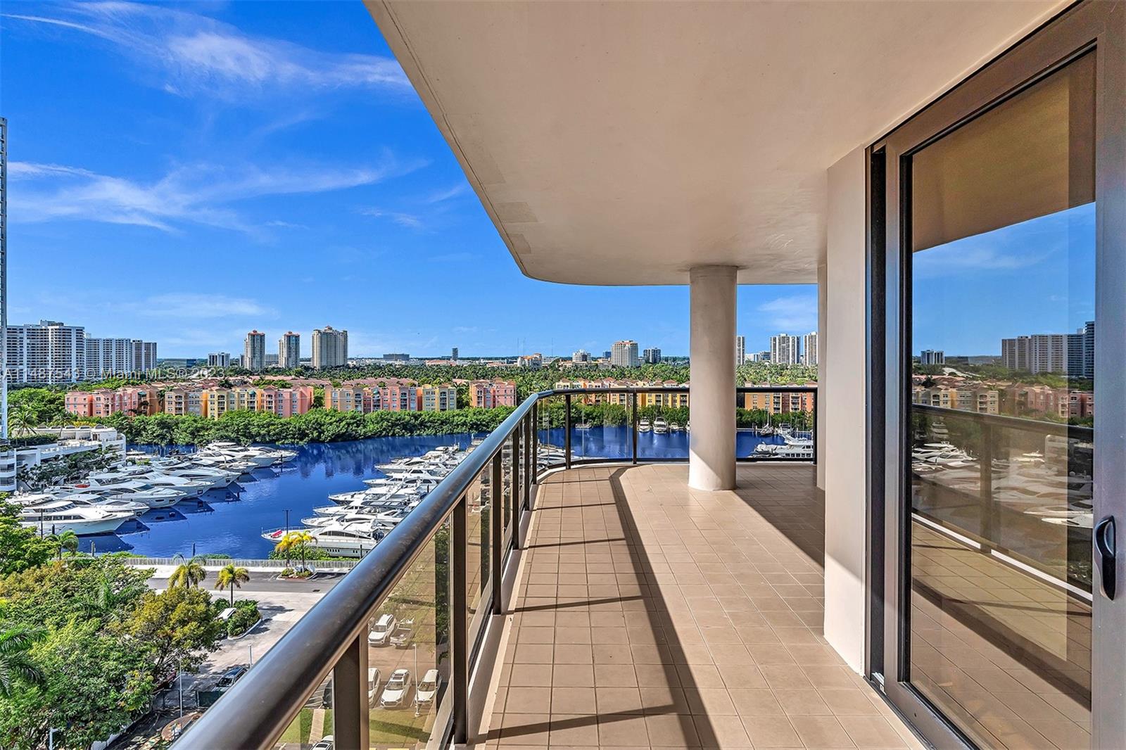 19667 Turnberry Way, Aventura, FL, 33180 United States, 2 Bedrooms Bedrooms, ,2 BathroomsBathrooms,Residential,For Sale,Turnberry Way,A11487543