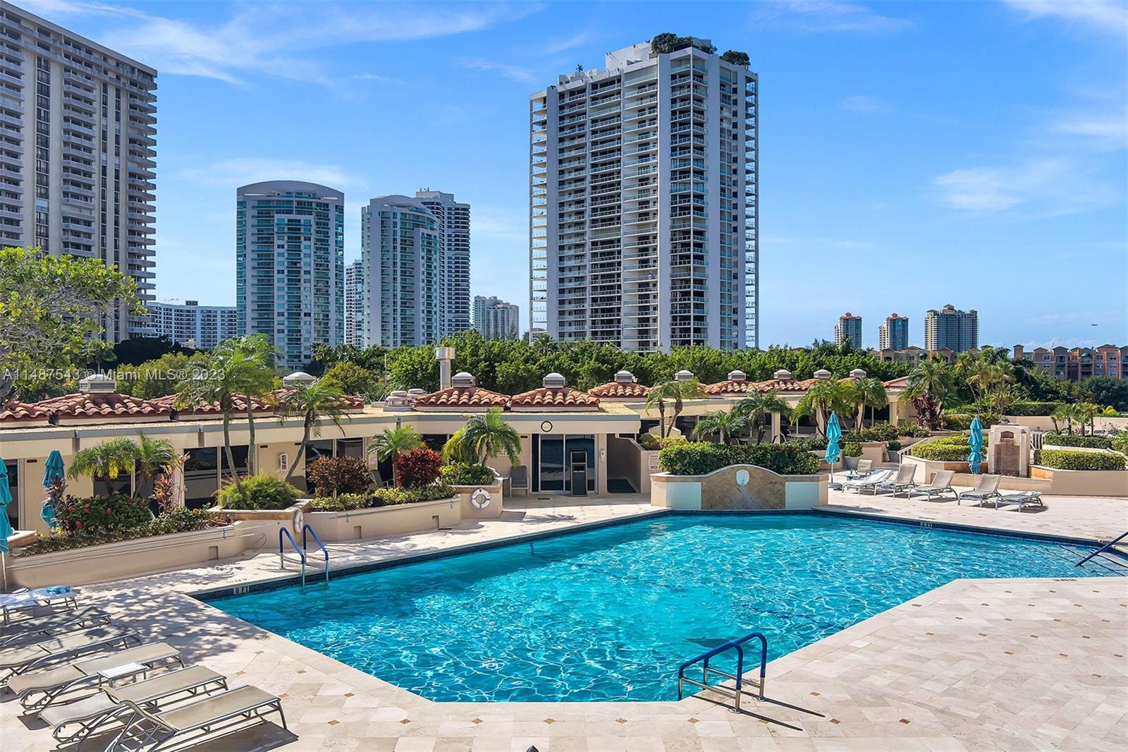 19667 Turnberry Way, Aventura, FL, 33180 United States, 2 Bedrooms Bedrooms, ,2 BathroomsBathrooms,Residential,For Sale,Turnberry Way,A11487543
