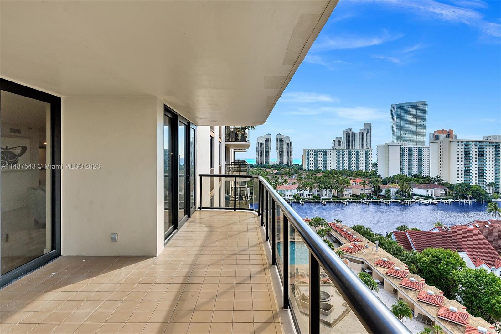 19667 Turnberry Way, Aventura, FL, 33180 United States, 2 Bedrooms Bedrooms, ,2 BathroomsBathrooms,Residential,For Sale,Turnberry Way,A11487543