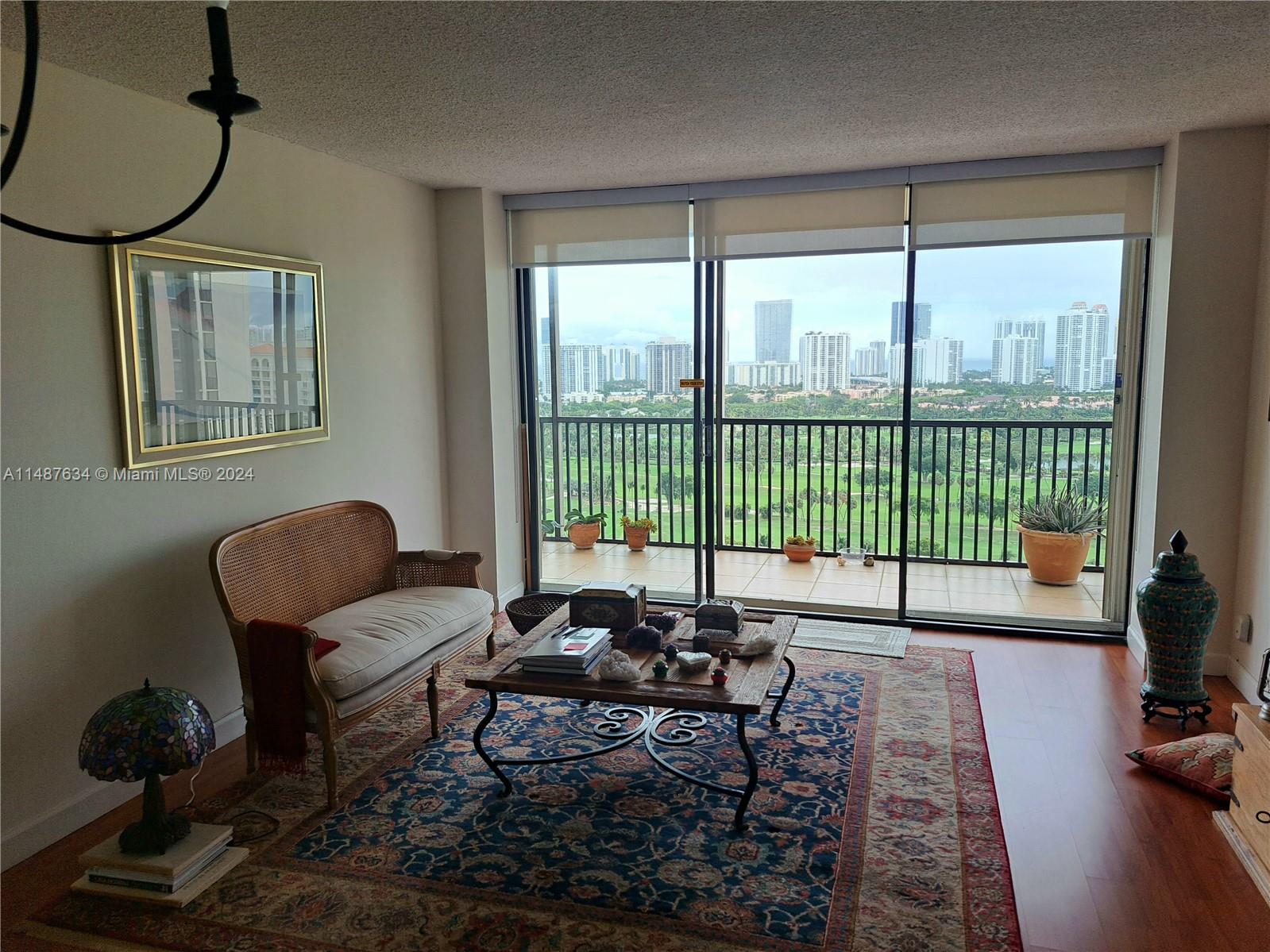 20301 Country Club Dr, Aventura, FL, 33180 United States, 1 Bedroom Bedrooms, ,1 BathroomBathrooms,Residential,For Sale,Country Club Dr,A11487634