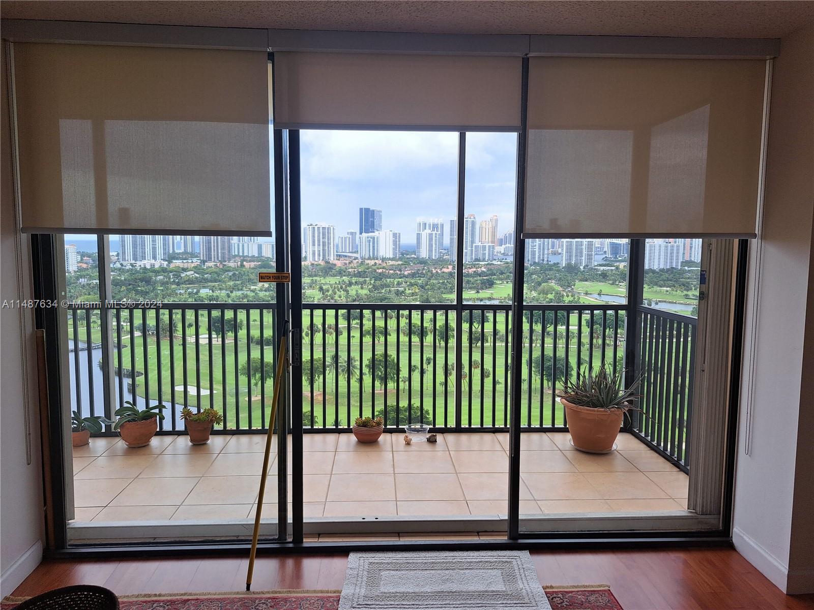 20301 Country Club Dr, Aventura, FL, 33180 United States, 1 Bedroom Bedrooms, ,1 BathroomBathrooms,Residential,For Sale,Country Club Dr,A11487634