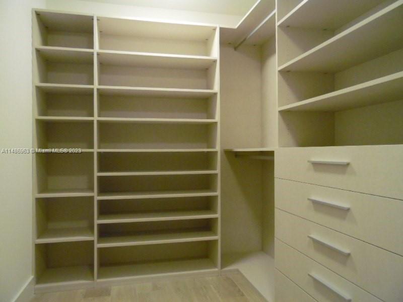 10203 Collins Ave 905, Bal Harbour, Florida 33154, 2 Bedrooms Bedrooms, ,2 BathroomsBathrooms,Residentiallease,For Rent,10203 Collins Ave 905,A11486963