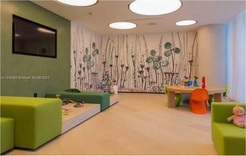 10203 Collins Ave 905, Bal Harbour, Florida 33154, 2 Bedrooms Bedrooms, ,2 BathroomsBathrooms,Residentiallease,For Rent,10203 Collins Ave 905,A11486963