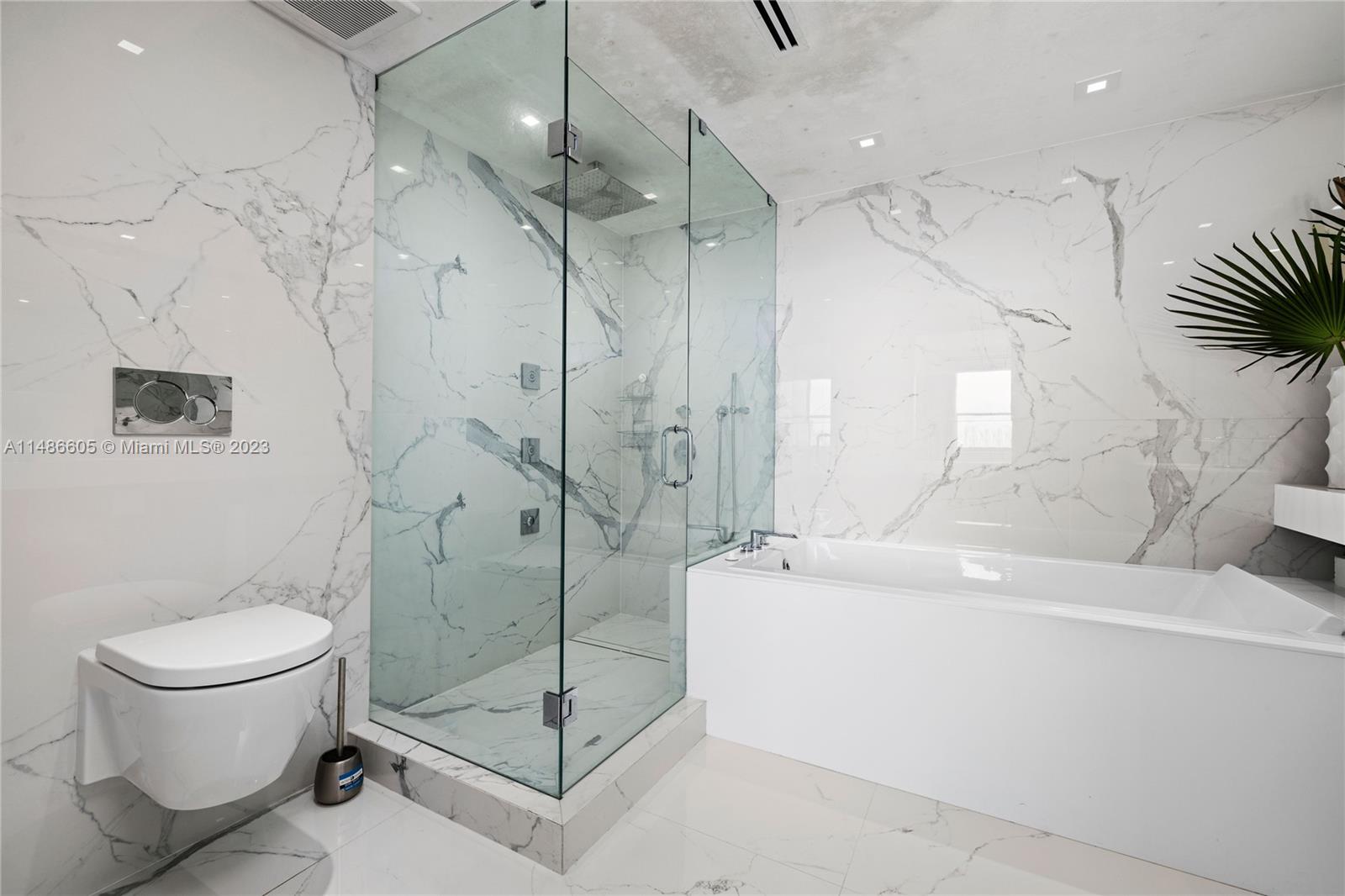 650 West Ave, Miami Beach, FL, 33139 United States, 2 Bedrooms Bedrooms, ,2 BathroomsBathrooms,Residential,For Sale,West Ave,A11486605