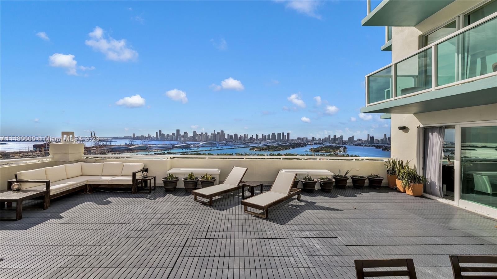 650 West Ave, Miami Beach, FL, 33139 United States, 2 Bedrooms Bedrooms, ,2 BathroomsBathrooms,Residential,For Sale,West Ave,A11486605