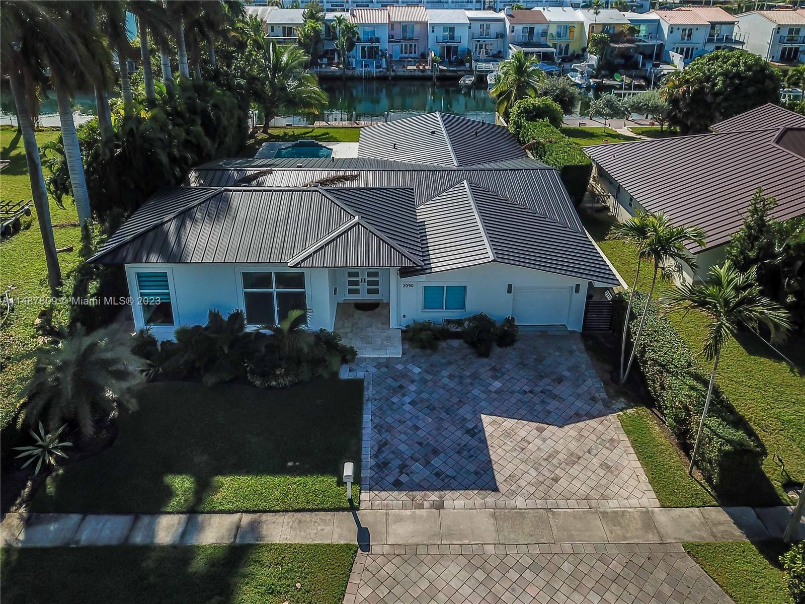 2090 NE 124th St, North Miami, Florida 33181, 5 Bedrooms Bedrooms, ,3 BathroomsBathrooms,Residential,For Sale,2090 NE 124th St,A11487809