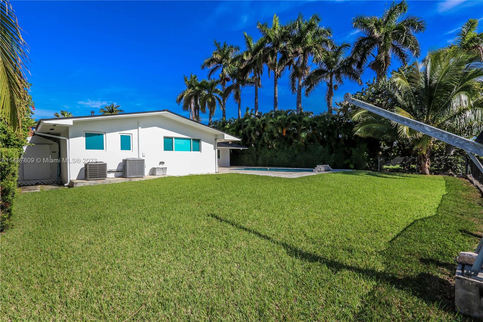 2090 NE 124th St, North Miami, Florida 33181, 5 Bedrooms Bedrooms, ,3 BathroomsBathrooms,Residential,For Sale,2090 NE 124th St,A11487809