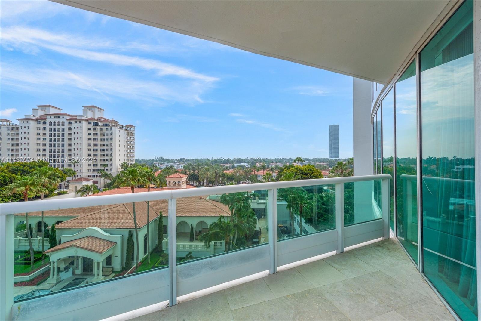 19955 NE 38th Ct 806, Aventura, Florida 33180, 3 Bedrooms Bedrooms, ,4 BathroomsBathrooms,Residential,For Sale,19955 NE 38th Ct 806,A11487674