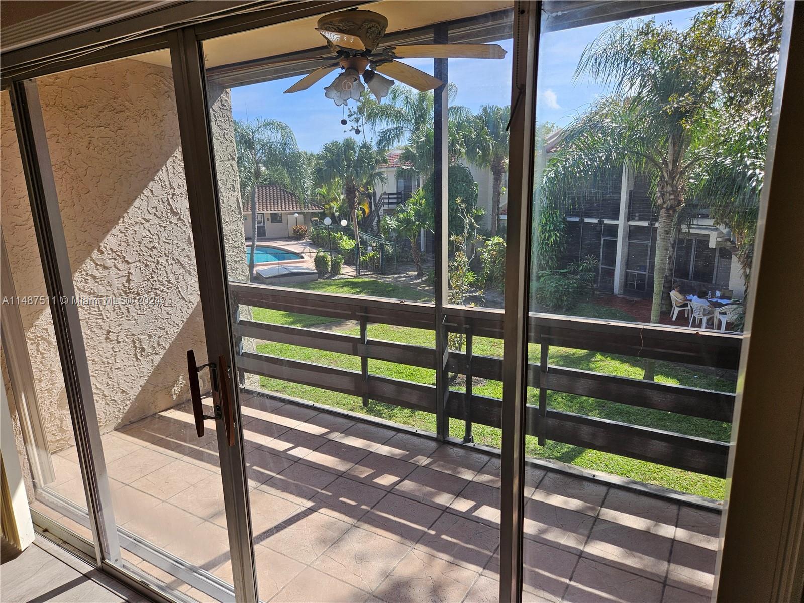 5320 NE 6th Ave D22, Oakland Park, Florida 33334, 2 Bedrooms Bedrooms, ,1 BathroomBathrooms,Residential,For Sale,5320 NE 6th Ave D22,A11487511