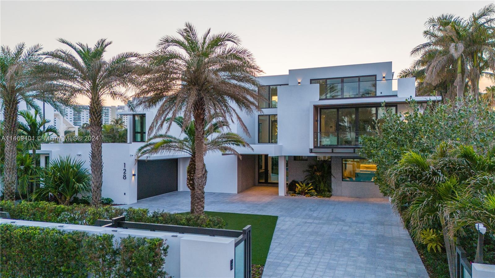 128 Ocean Blvd, Golden Beach, FL, 33160 United States, 6 Bedrooms Bedrooms, ,7 BathroomsBathrooms,Residential,For Sale,Ocean Blvd,A11469401