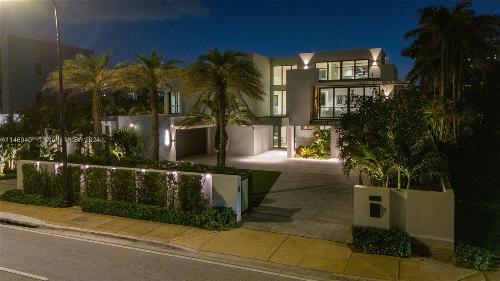 128 Ocean Blvd, Golden Beach, FL, 33160 United States, 6 Bedrooms Bedrooms, ,7 BathroomsBathrooms,Residential,For Sale,Ocean Blvd,A11469401