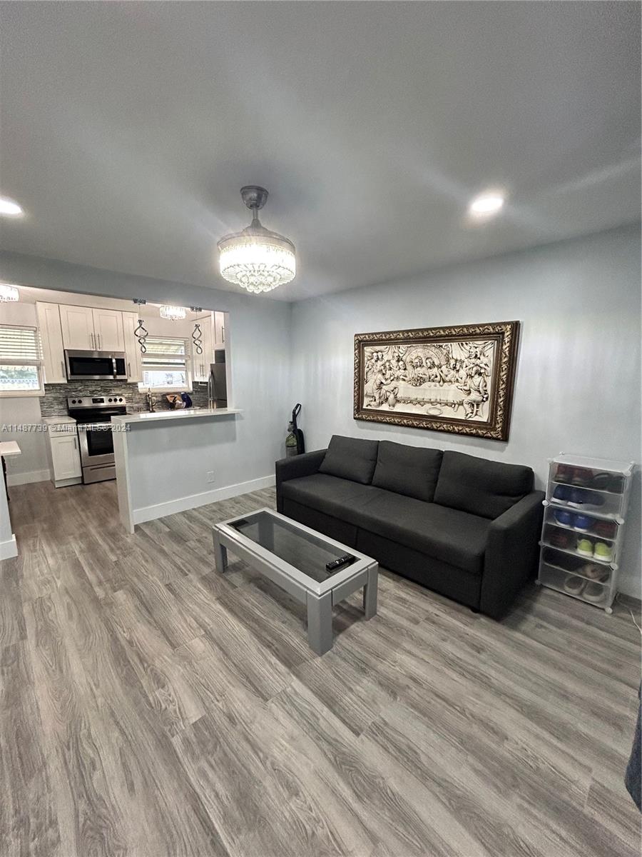 1717 Rodman St 17, Hollywood, Florida 33020, 1 Bedroom Bedrooms, ,1 BathroomBathrooms,Residential,For Sale,1717 Rodman St 17,A11487739