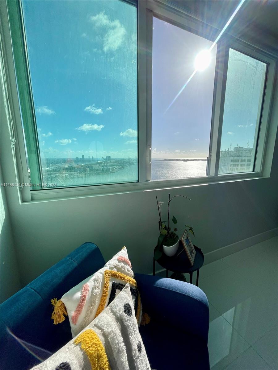 253 NE 2nd St 3303, Miami, Florida 33132, 3 Bedrooms Bedrooms, ,2 BathroomsBathrooms,Residential,For Sale,253 NE 2nd St 3303,A11488136