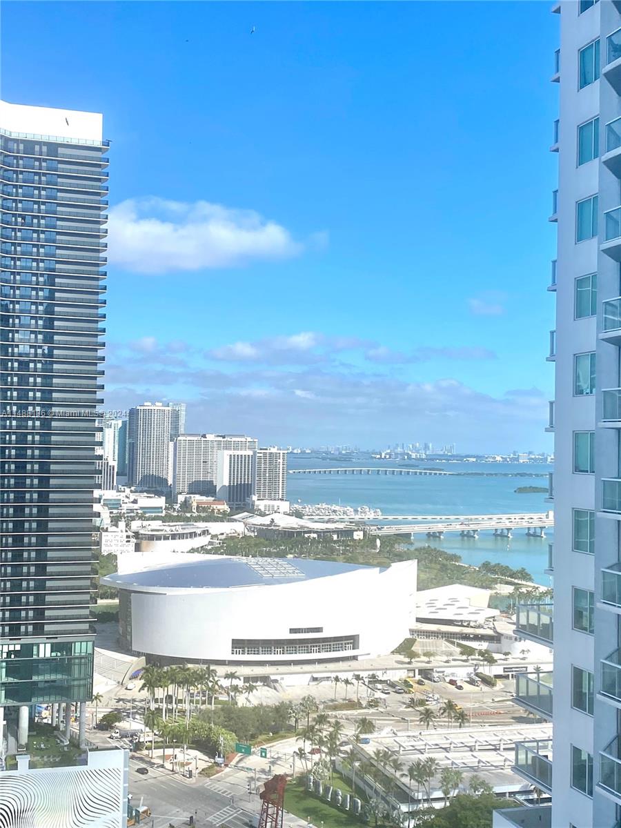 253 NE 2nd St 3303, Miami, Florida 33132, 3 Bedrooms Bedrooms, ,2 BathroomsBathrooms,Residential,For Sale,253 NE 2nd St 3303,A11488136