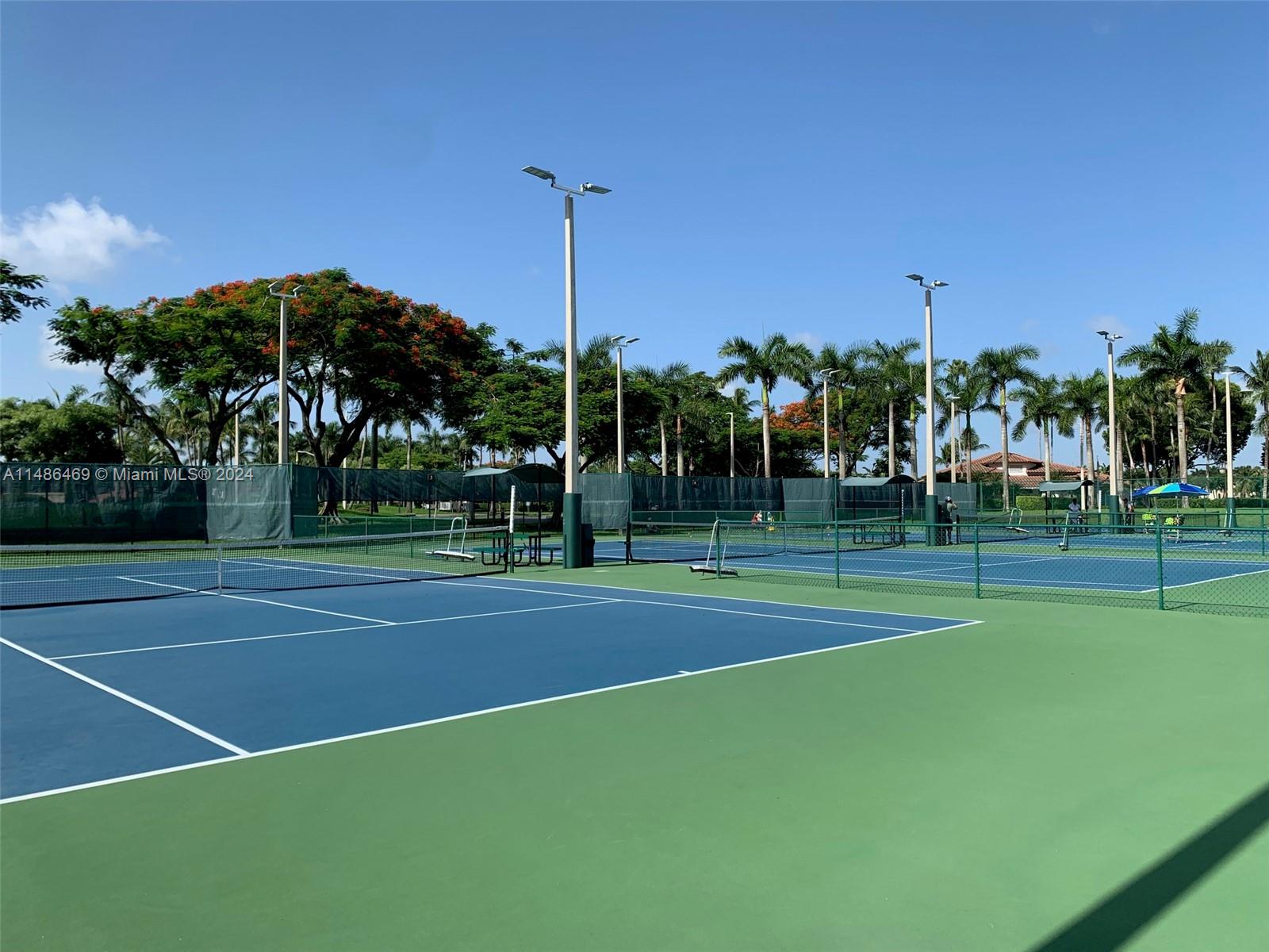 Community Tennis Courts