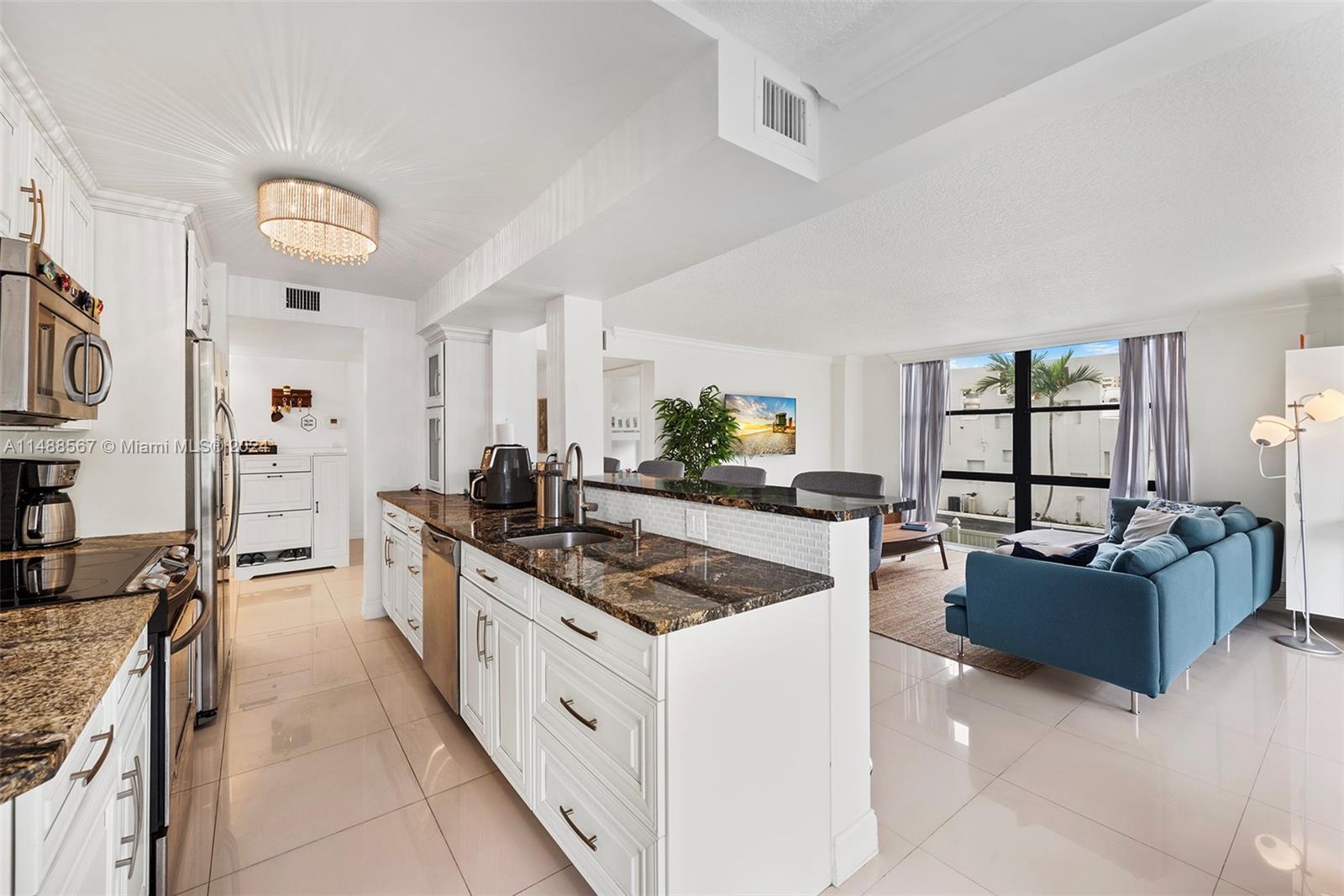 3031 Ocean Blvd, Fort Lauderdale, FL, 33308 United States, 3 Bedrooms Bedrooms, ,2 BathroomsBathrooms,Residential,For Sale,Ocean Blvd,A11488567