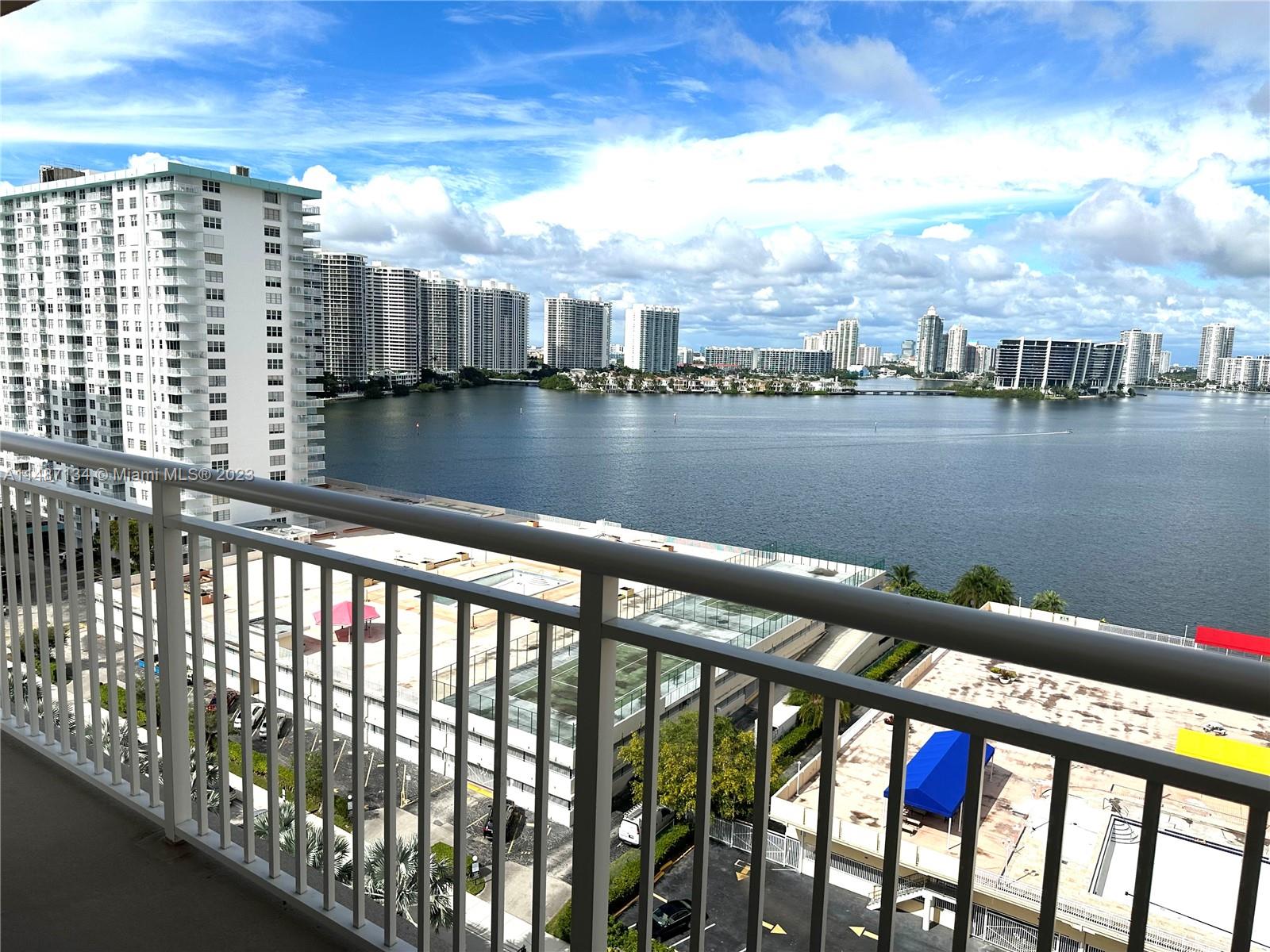 250  174th St #1516 For Sale A11487134, FL