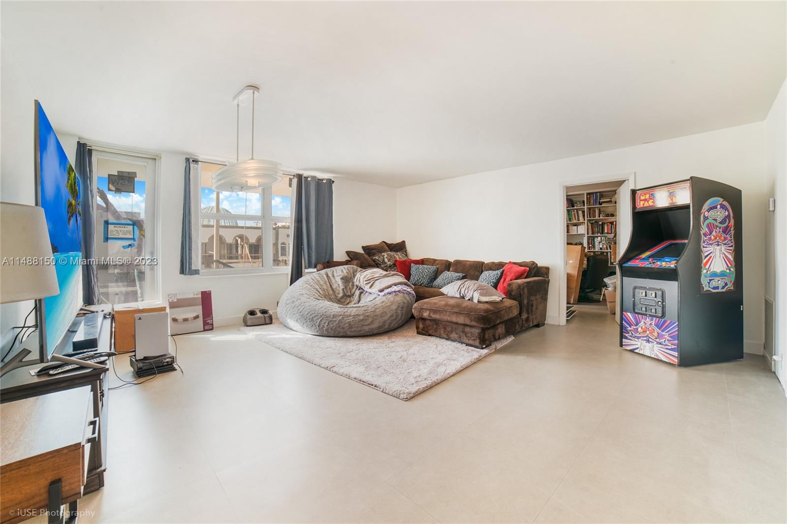9511 Collins Ave 310, Surfside, Florida 33154, 2 Bedrooms Bedrooms, ,2 BathroomsBathrooms,Residential,For Sale,9511 Collins Ave 310,A11488150