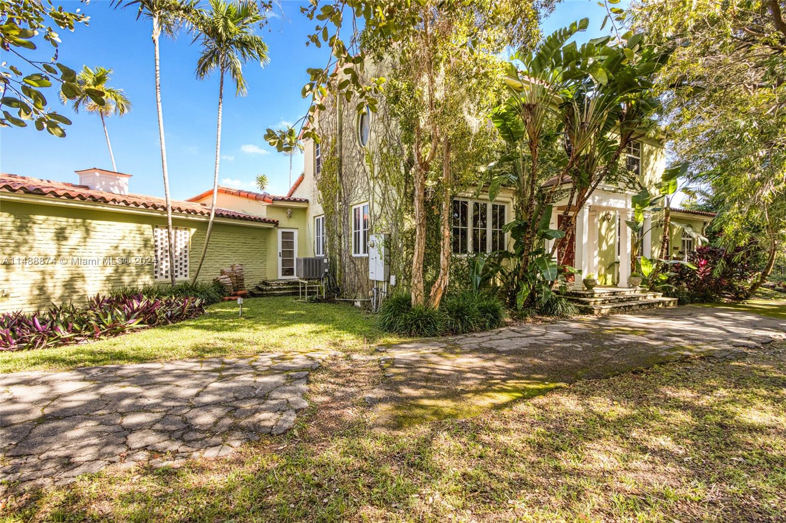 5101 Alton Rd, Miami Beach, Florida 33140, 5 Bedrooms Bedrooms, ,4 BathroomsBathrooms,Residential,For Sale,5101 Alton Rd,A11488874