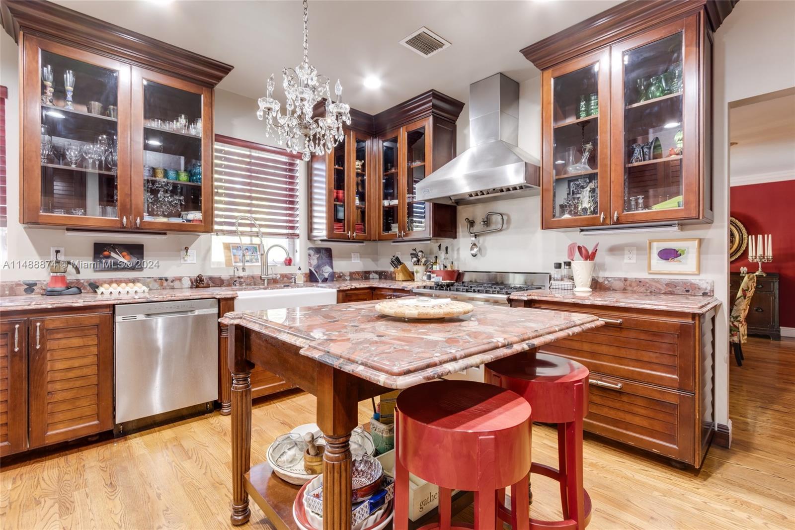 5101 Alton Rd, Miami Beach, FL, 33140 United States, 5 Bedrooms Bedrooms, ,4 BathroomsBathrooms,Residential,For Sale,Alton Rd,A11488874