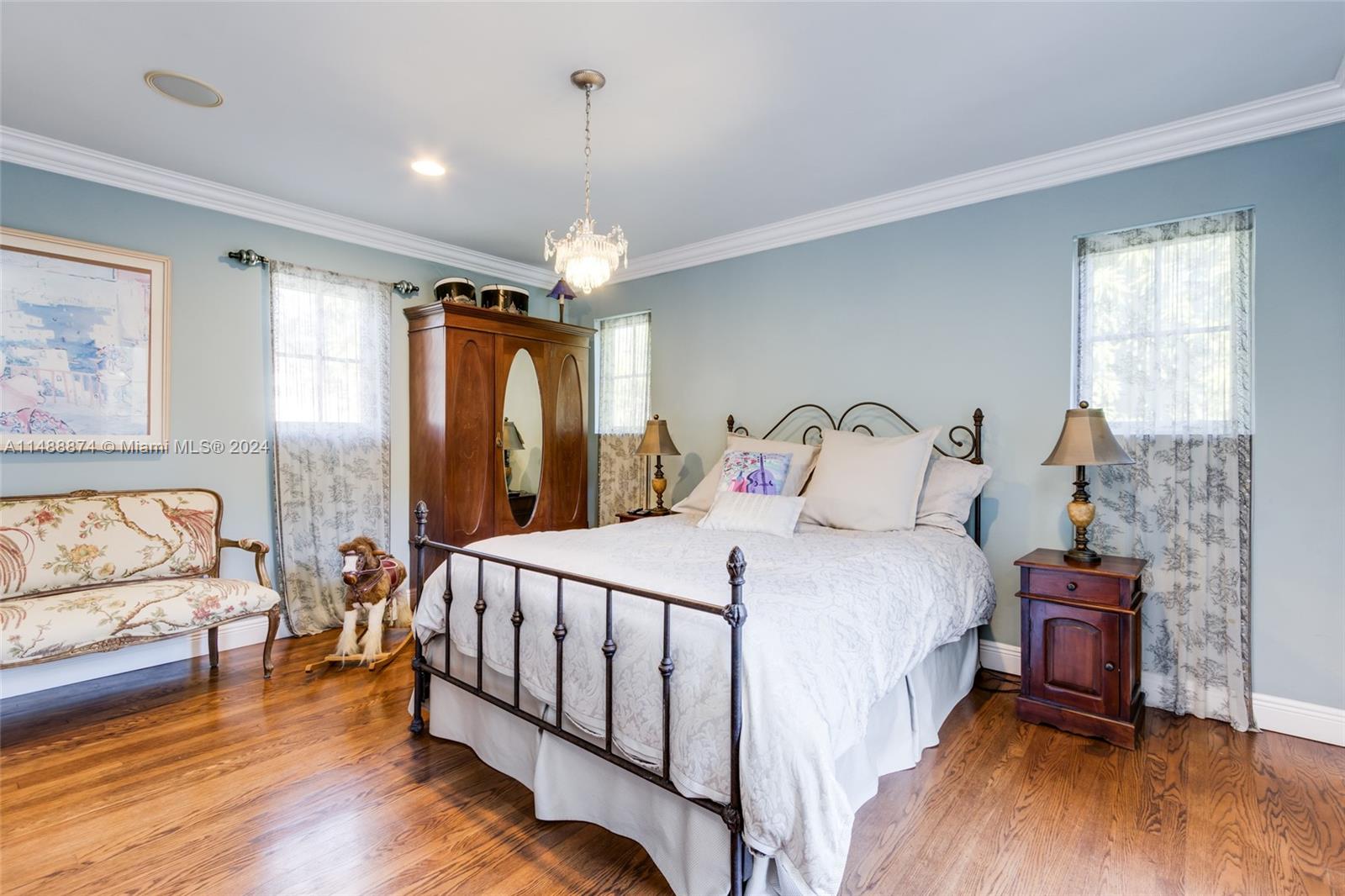5101 Alton Rd, Miami Beach, Florida 33140, 5 Bedrooms Bedrooms, ,4 BathroomsBathrooms,Residential,For Sale,5101 Alton Rd,A11488874