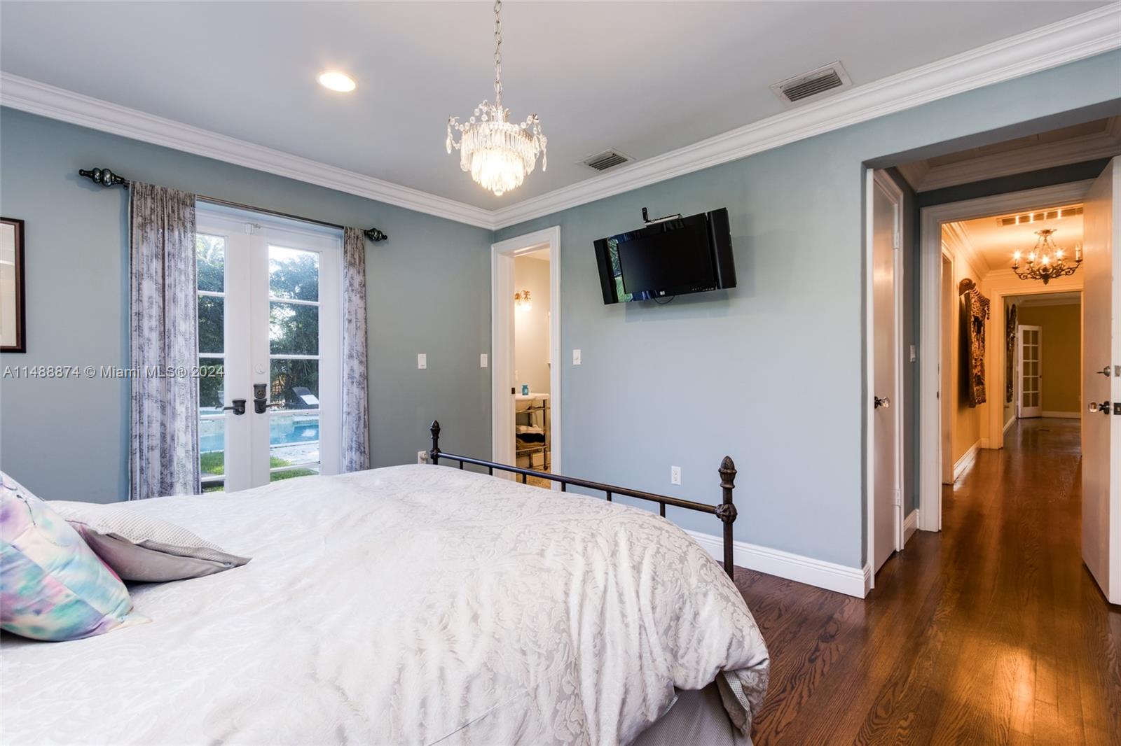 5101 Alton Rd, Miami Beach, Florida 33140, 5 Bedrooms Bedrooms, ,4 BathroomsBathrooms,Residential,For Sale,5101 Alton Rd,A11488874