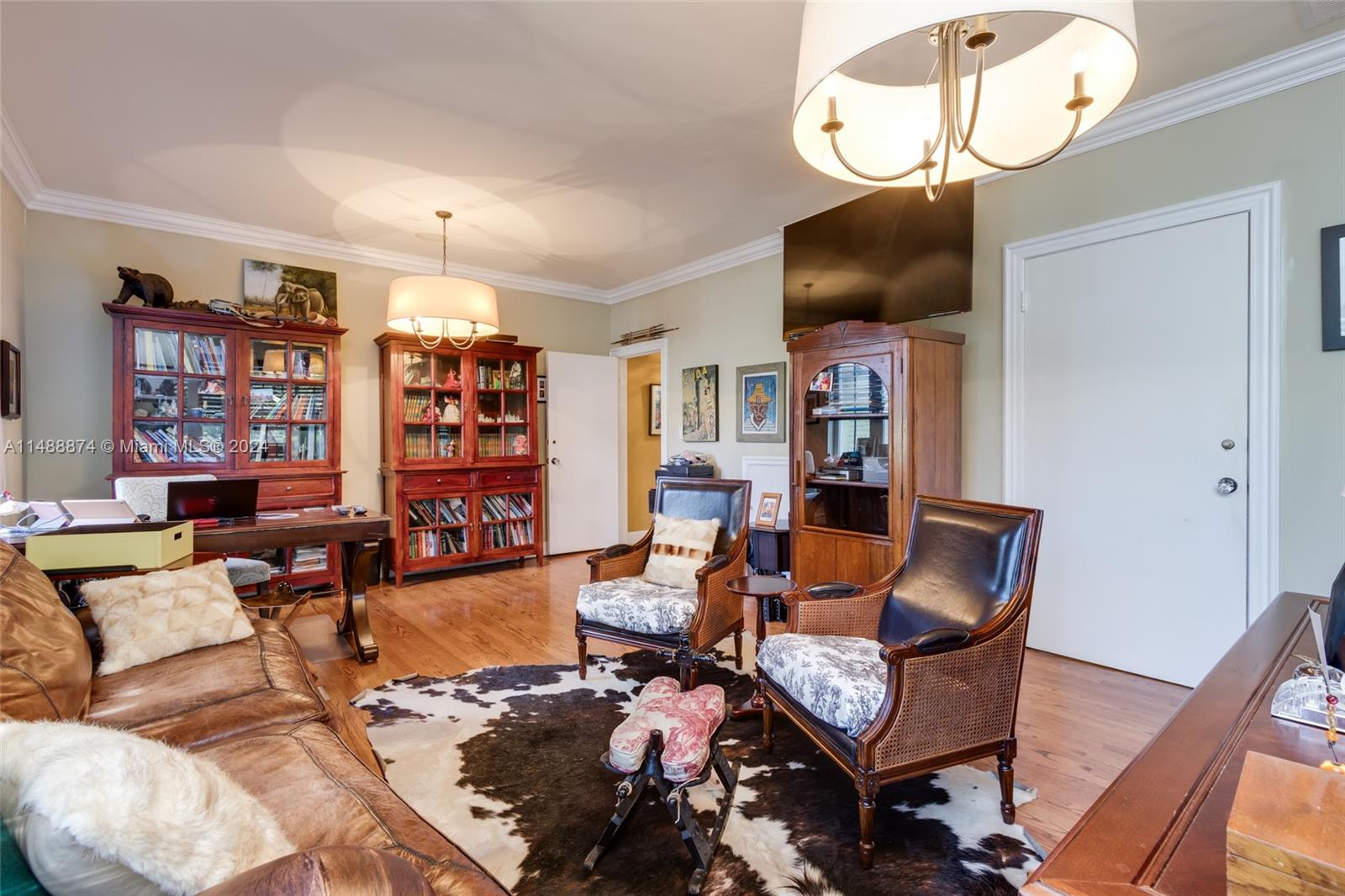 5101 Alton Rd, Miami Beach, Florida 33140, 5 Bedrooms Bedrooms, ,4 BathroomsBathrooms,Residential,For Sale,5101 Alton Rd,A11488874