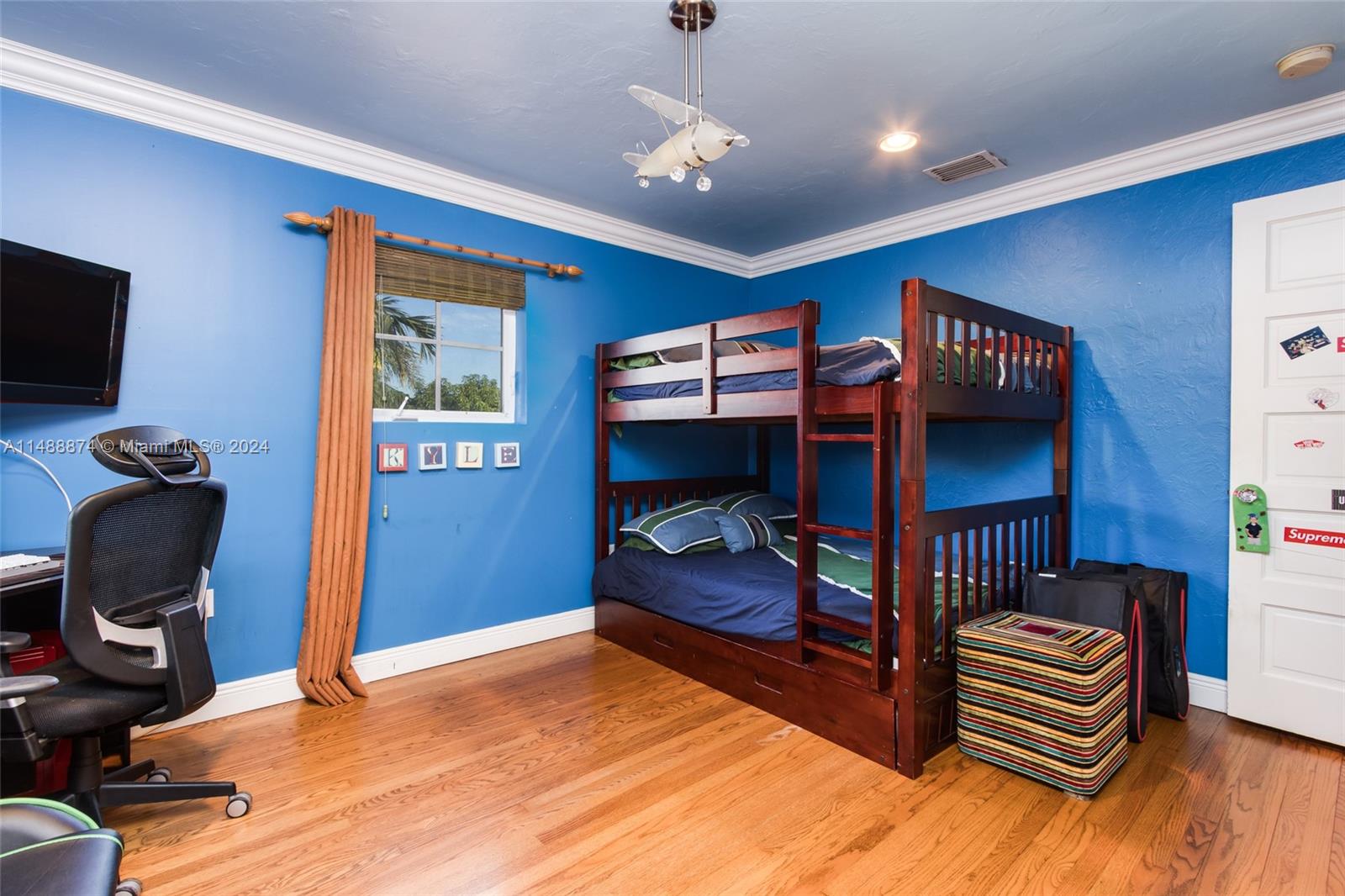 5101 Alton Rd, Miami Beach, Florida 33140, 5 Bedrooms Bedrooms, ,4 BathroomsBathrooms,Residential,For Sale,5101 Alton Rd,A11488874