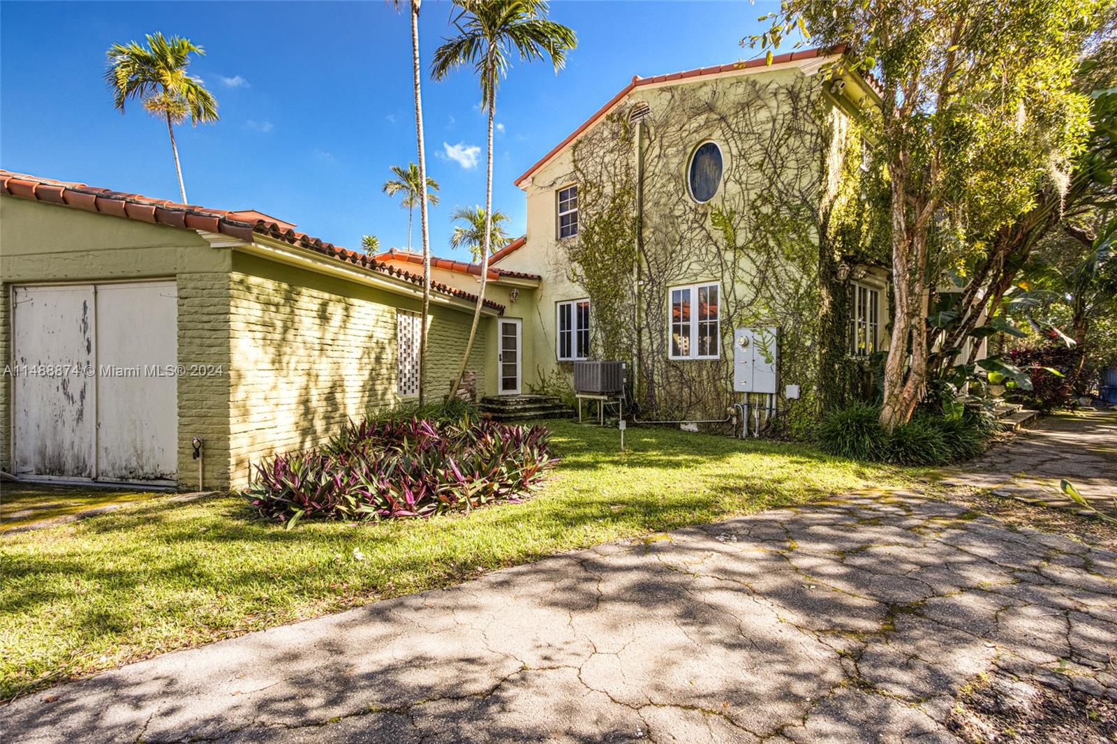 5101 Alton Rd, Miami Beach, Florida 33140, 5 Bedrooms Bedrooms, ,4 BathroomsBathrooms,Residential,For Sale,5101 Alton Rd,A11488874