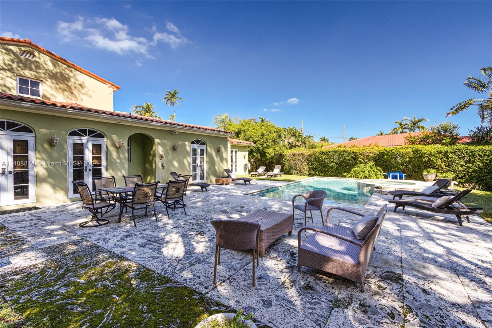 5101 Alton Rd, Miami Beach, Florida 33140, 5 Bedrooms Bedrooms, ,4 BathroomsBathrooms,Residential,For Sale,5101 Alton Rd,A11488874