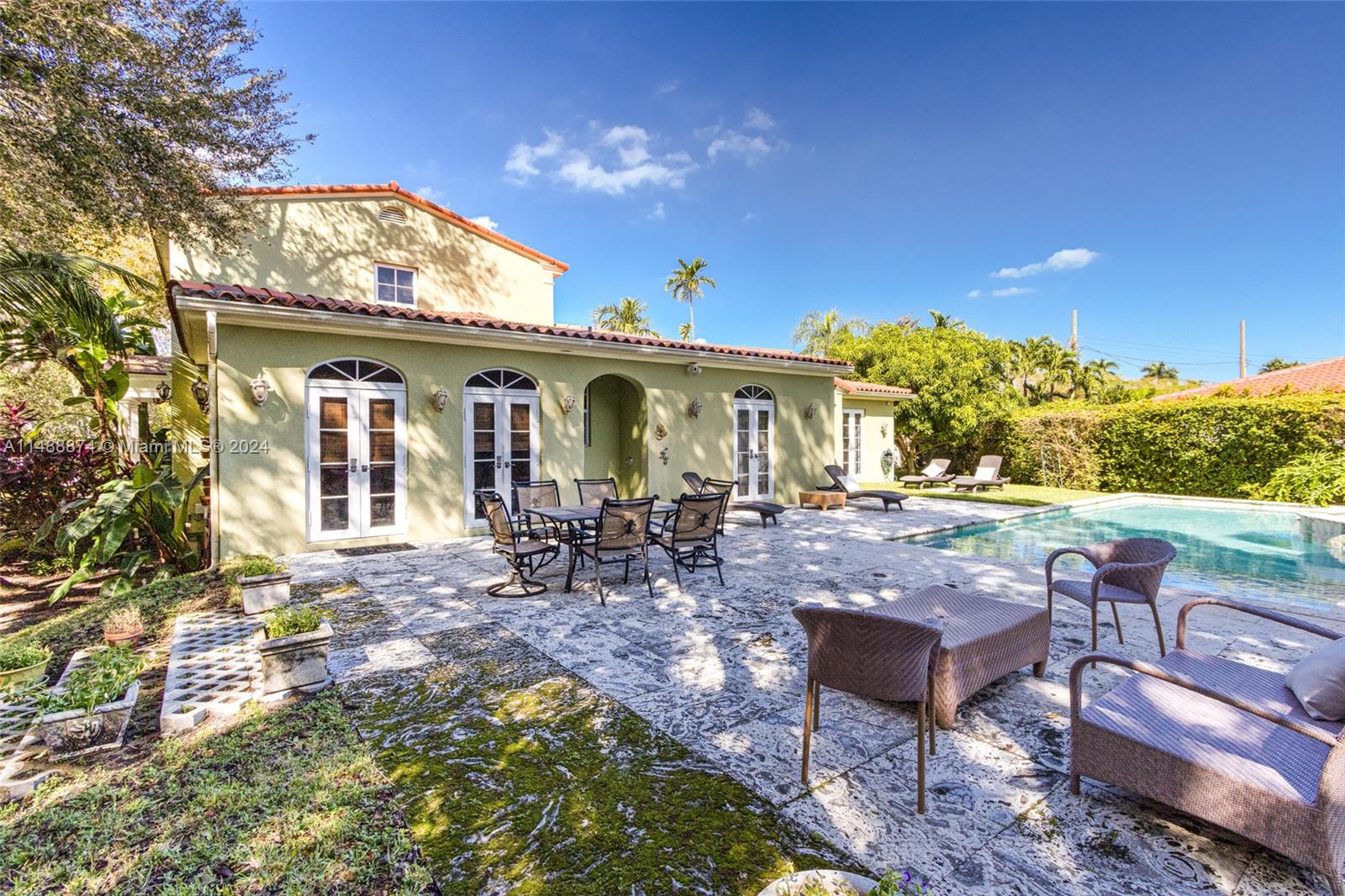 5101 Alton Rd, Miami Beach, Florida 33140, 5 Bedrooms Bedrooms, ,4 BathroomsBathrooms,Residential,For Sale,5101 Alton Rd,A11488874