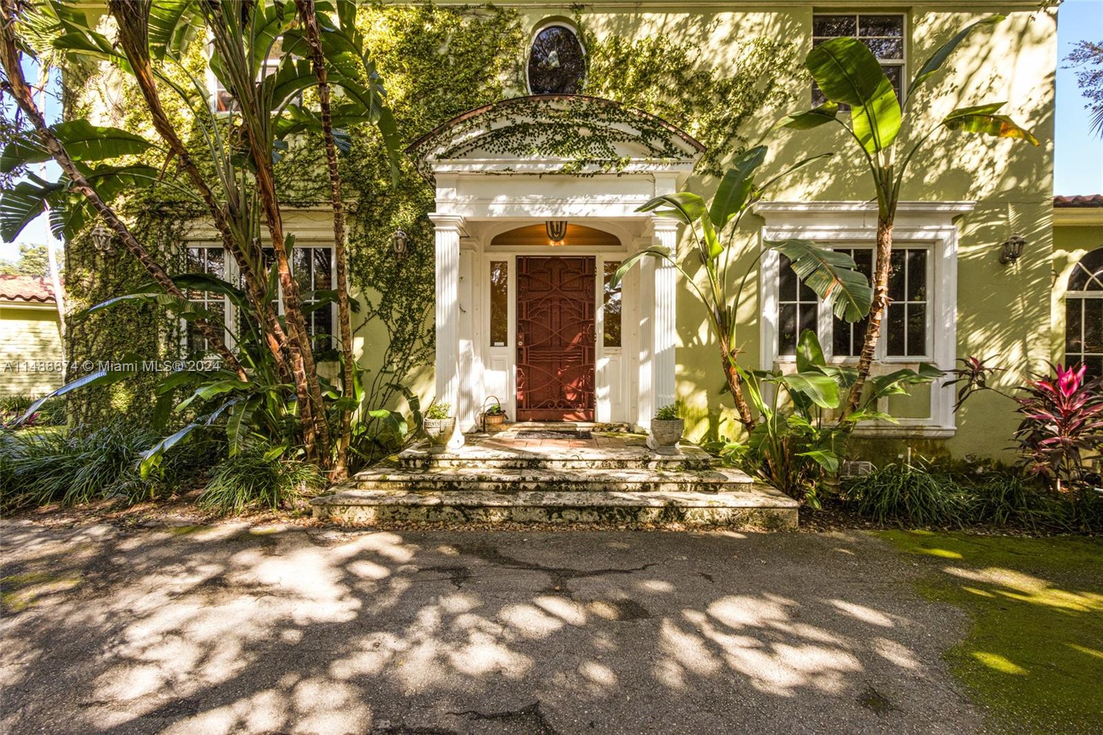5101 Alton Rd, Miami Beach, Florida 33140, 5 Bedrooms Bedrooms, ,4 BathroomsBathrooms,Residential,For Sale,5101 Alton Rd,A11488874