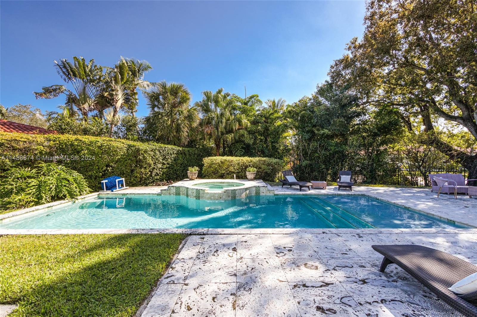 5101 Alton Rd, Miami Beach, Florida 33140, 5 Bedrooms Bedrooms, ,4 BathroomsBathrooms,Residential,For Sale,5101 Alton Rd,A11488874