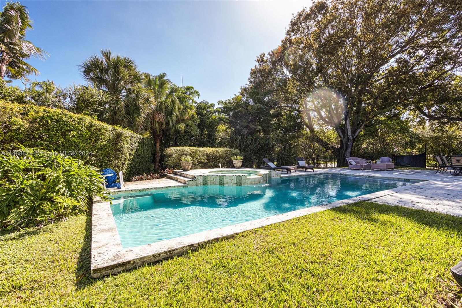 5101 Alton Rd, Miami Beach, Florida 33140, 5 Bedrooms Bedrooms, ,4 BathroomsBathrooms,Residential,For Sale,5101 Alton Rd,A11488874