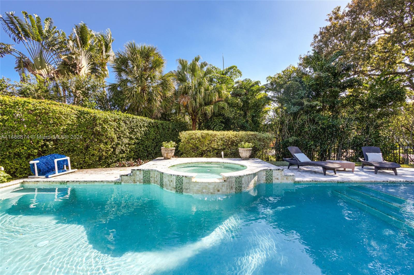5101 Alton Rd, Miami Beach, Florida 33140, 5 Bedrooms Bedrooms, ,4 BathroomsBathrooms,Residential,For Sale,5101 Alton Rd,A11488874