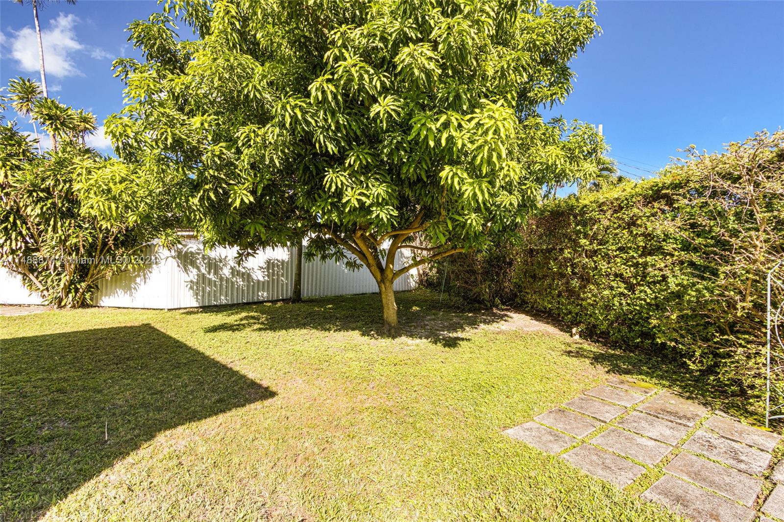 5101 Alton Rd, Miami Beach, Florida 33140, 5 Bedrooms Bedrooms, ,4 BathroomsBathrooms,Residential,For Sale,5101 Alton Rd,A11488874