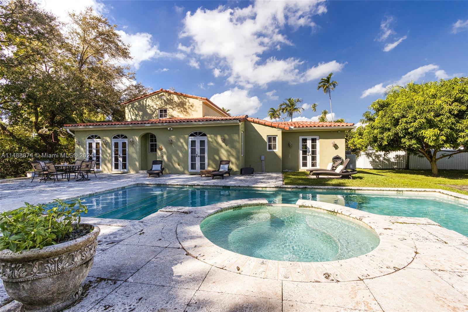 5101 Alton Rd, Miami Beach, Florida 33140, 5 Bedrooms Bedrooms, ,4 BathroomsBathrooms,Residential,For Sale,5101 Alton Rd,A11488874