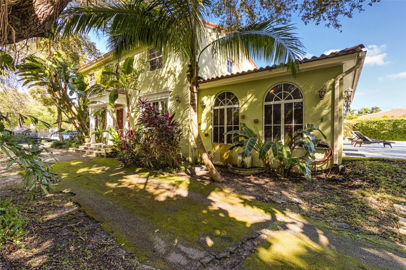 5101 Alton Rd, Miami Beach, Florida 33140, 5 Bedrooms Bedrooms, ,4 BathroomsBathrooms,Residential,For Sale,5101 Alton Rd,A11488874