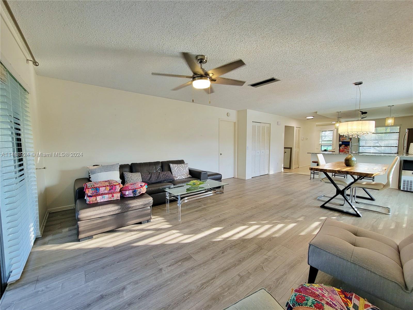 21578 Juego Cir, Boca Raton, FL, 33433 United States, 2 Bedrooms Bedrooms, ,2 BathroomsBathrooms,Residential,For Sale,Juego Cir,A11488924