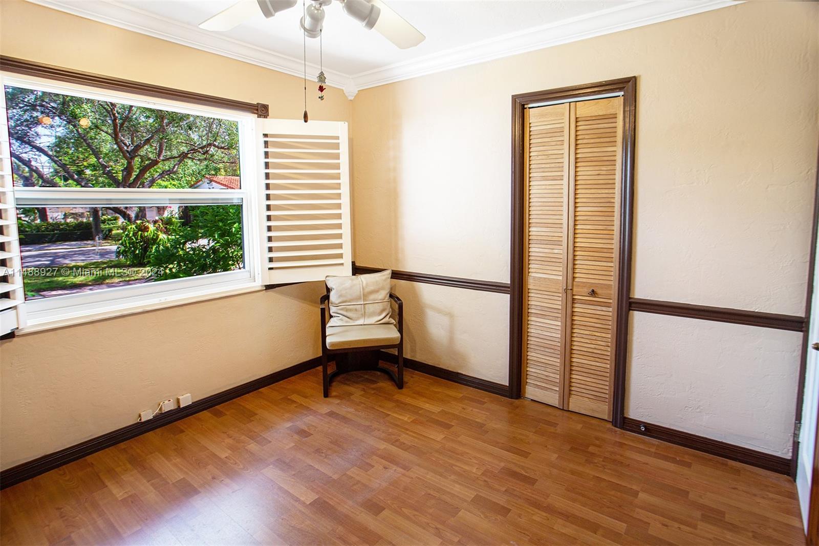 #3 Murphy Bedroom 1st BR on the left of hallway
