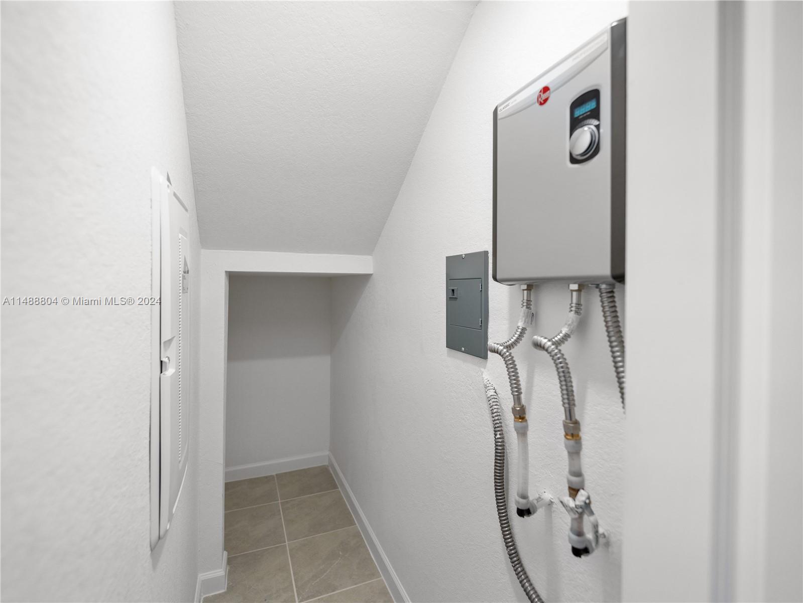 12266 NW 24th Pl 12266, Miami, Florida 33167, 3 Bedrooms Bedrooms, ,2 BathroomsBathrooms,Residentiallease,For Rent,12266 NW 24th Pl 12266,A11488804