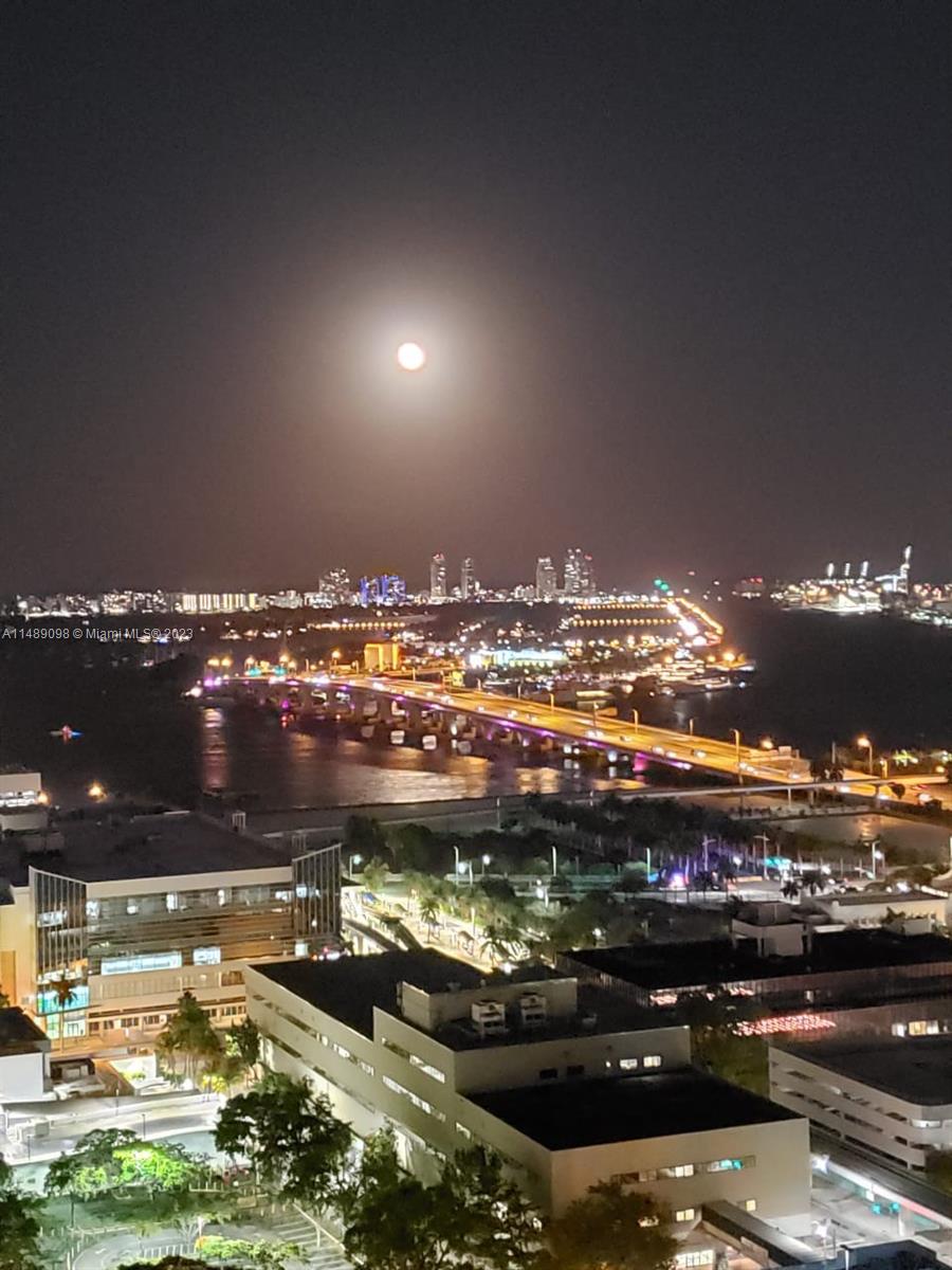 1600 NE 1st Ave 2709, Miami, Florida 33132, 2 Bedrooms Bedrooms, ,2 BathroomsBathrooms,Residentiallease,For Rent,1600 NE 1st Ave 2709,A11489098