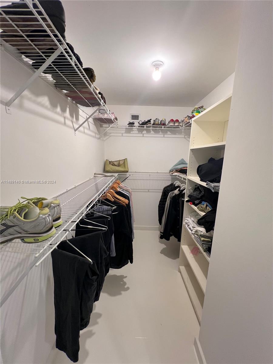 650 West Ave 2804, Miami Beach, Florida 33139, 2 Bedrooms Bedrooms, ,2 BathroomsBathrooms,Residential,For Sale,650 West Ave 2804,A11489140