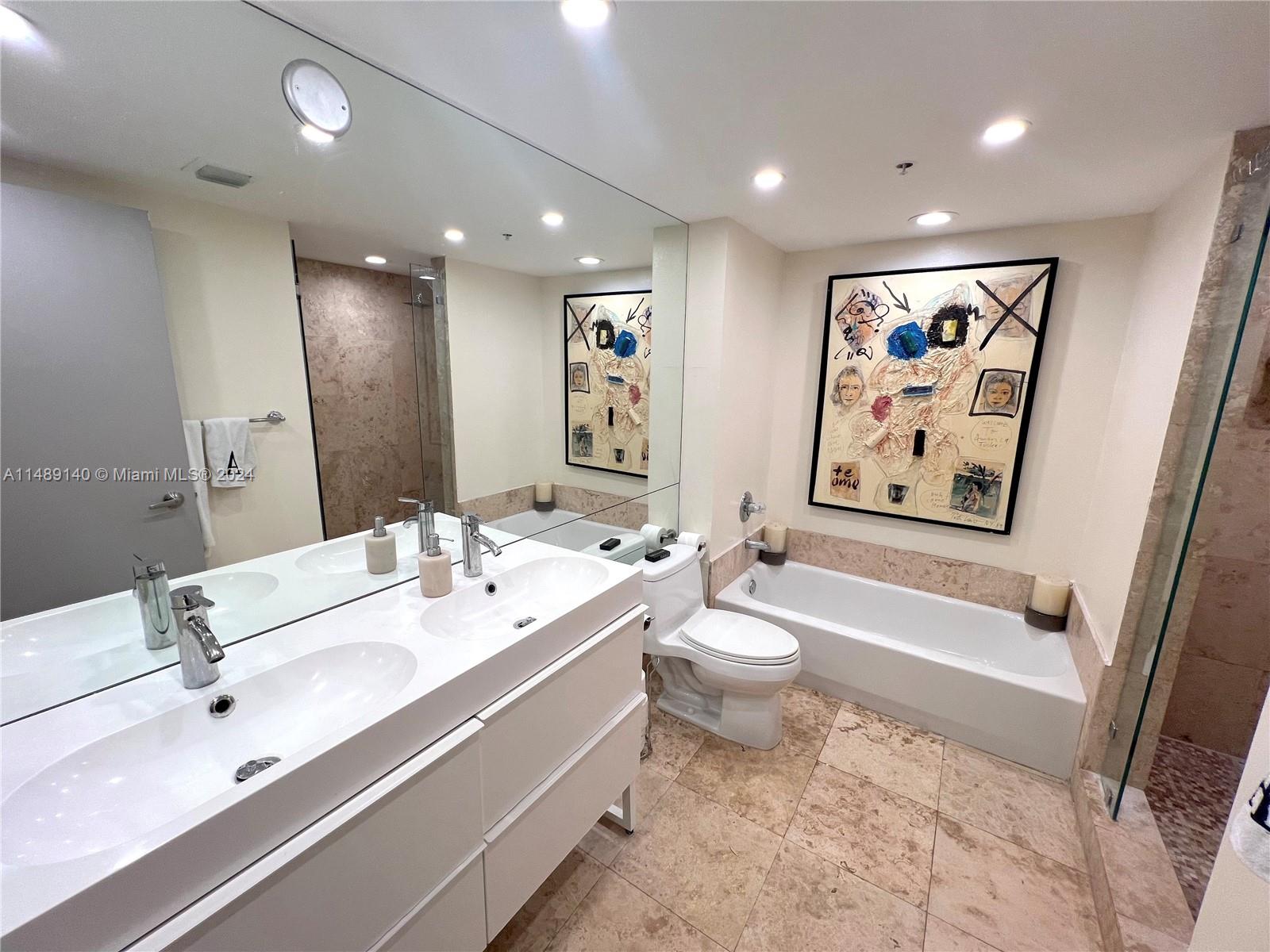 650 West Ave 2804, Miami Beach, Florida 33139, 2 Bedrooms Bedrooms, ,2 BathroomsBathrooms,Residential,For Sale,650 West Ave 2804,A11489140