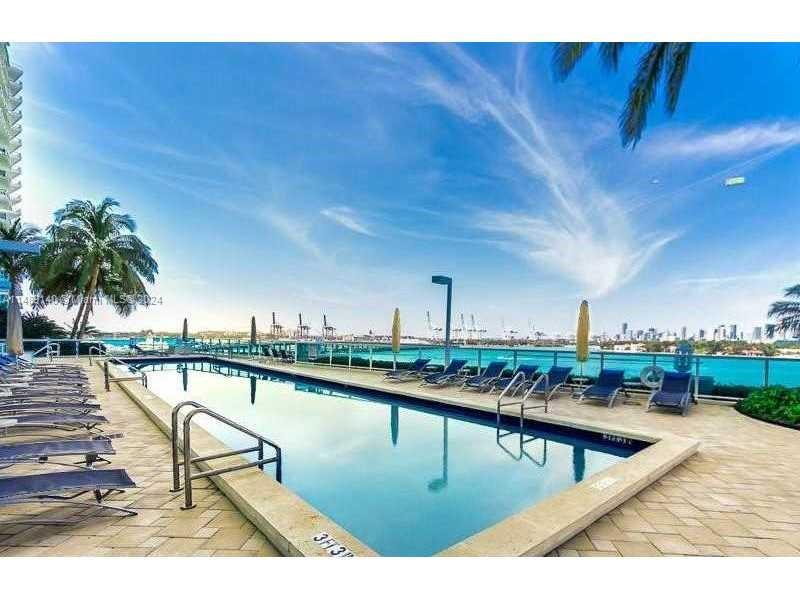 650 West Ave 2804, Miami Beach, Florida 33139, 2 Bedrooms Bedrooms, ,2 BathroomsBathrooms,Residential,For Sale,650 West Ave 2804,A11489140