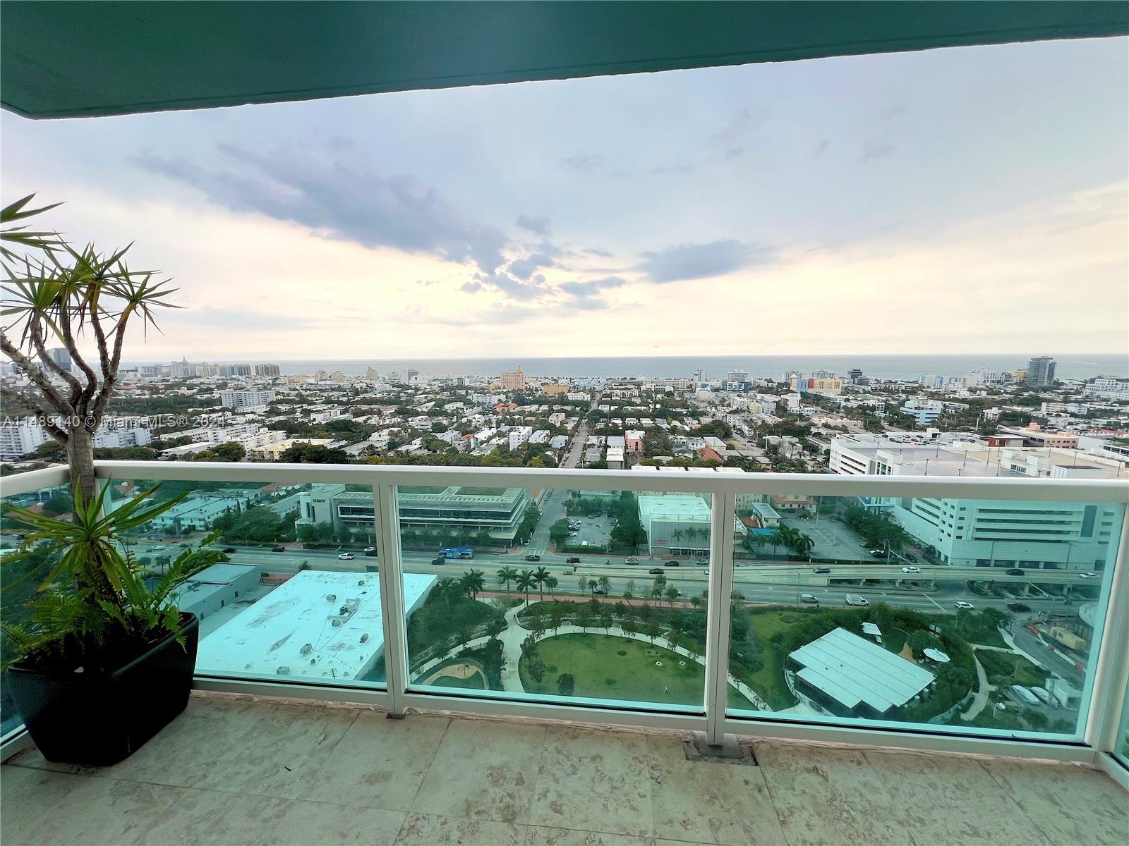 650 West Ave 2804, Miami Beach, Florida 33139, 2 Bedrooms Bedrooms, ,2 BathroomsBathrooms,Residential,For Sale,650 West Ave 2804,A11489140