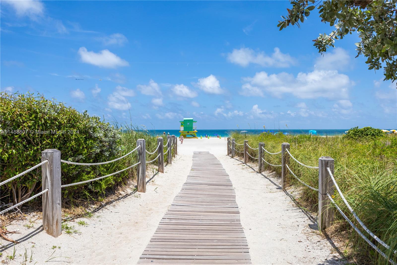 401 Ocean Dr 504, Miami Beach, Florida 33139, 1 Bedroom Bedrooms, ,1 BathroomBathrooms,Residentiallease,For Rent,401 Ocean Dr 504,A11488807