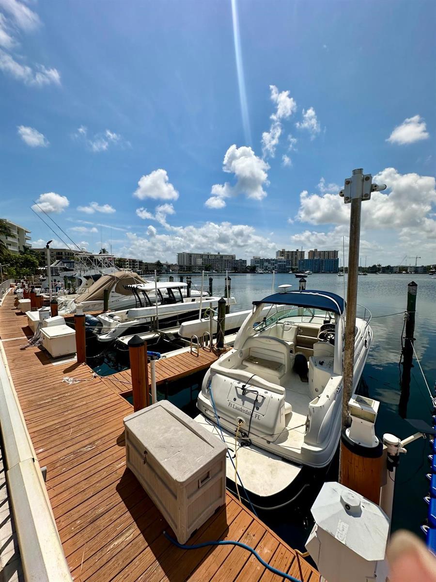 Hallandale Beach, Florida 33009, 1 Bedroom Bedrooms, ,1 BathroomBathrooms,Residential,For Sale,A11488797