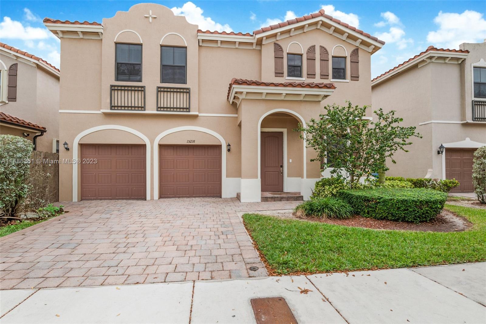 15218 SW 173rd Ln  For Sale A11486361, FL